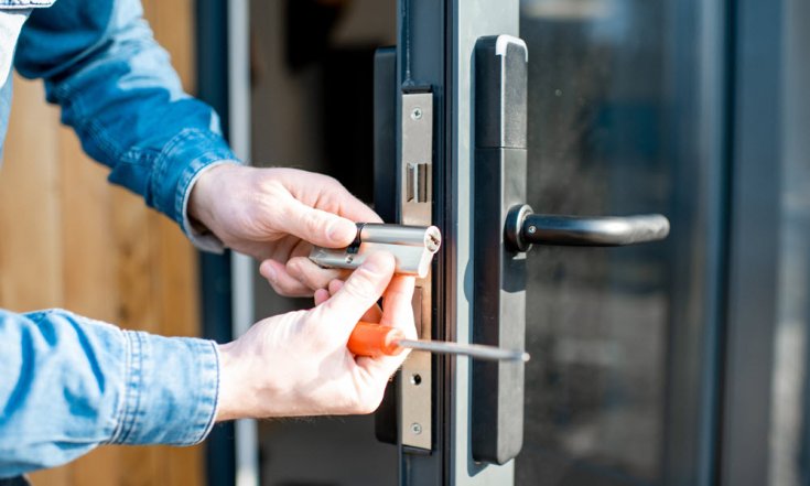 7 Benefits of Rekeying Locks