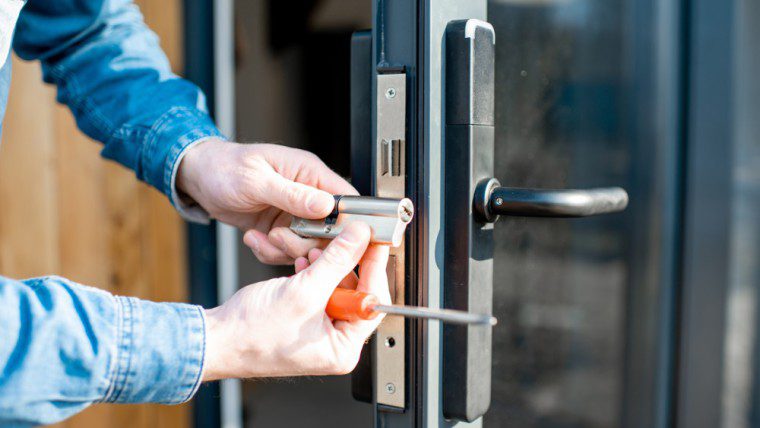 25 Different and Efficient Emergency Locksmith Services